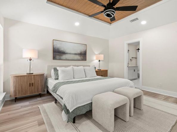 6122  Symphony Lane , Dallas Texas 75227