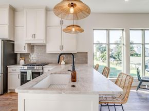 2820  Weisenberger Street  100, Fort Worth Texas 76107