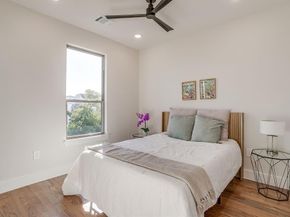 2820  Weisenberger Street  100, Fort Worth Texas 76107