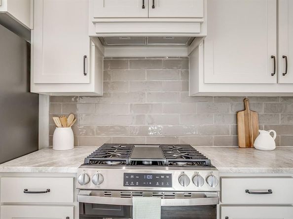 2820  Weisenberger Street  100, Fort Worth Texas 76107