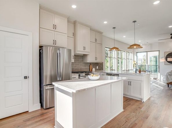 2820  Weisenberger Street  100, Fort Worth Texas 76107