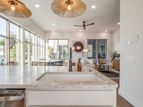 2820  Weisenberger Street  100, Fort Worth Texas 76107