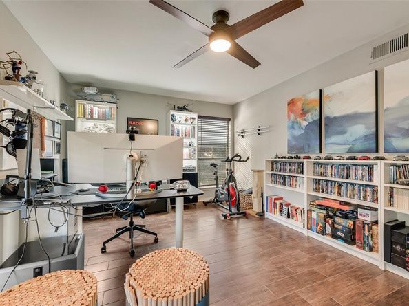 1529  Windchime Drive , Dallas Texas 75224