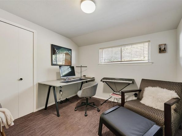 1529  Windchime Drive , Dallas Texas 75224