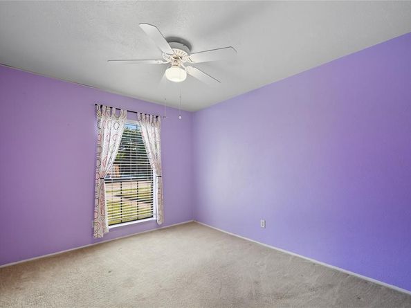 625  Camilla Lane , Garland Texas 75040