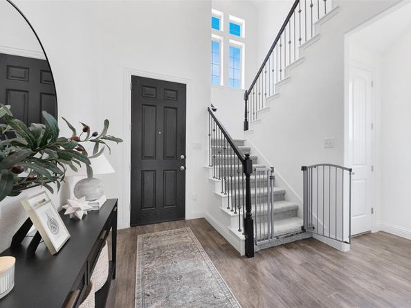 2176  Spencer Lane , Carrollton Texas 75010