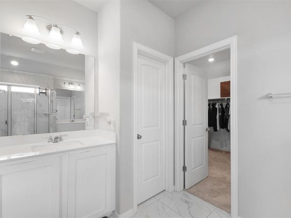 2176  Spencer Lane , Carrollton Texas 75010