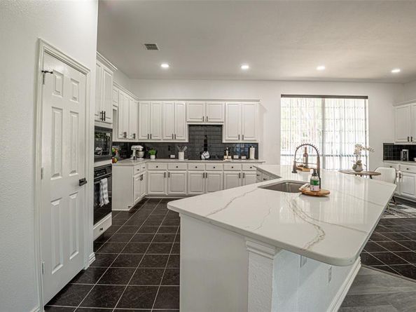 3828  Richland Road , Flower Mound Texas 75022