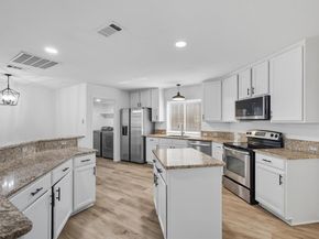 3812  Red Oak Trail , The Colony Texas 75056