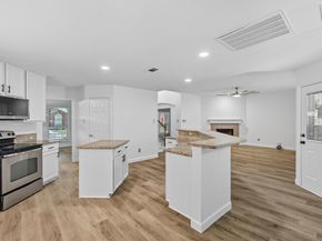 3812  Red Oak Trail , The Colony Texas 75056