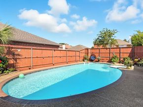 3812  Red Oak Trail , The Colony Texas 75056