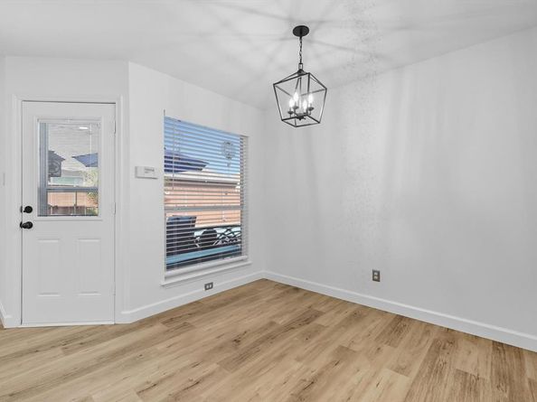 3812  Red Oak Trail , The Colony Texas 75056