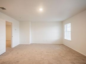 754  Mission Lane , Lancaster Texas 75146