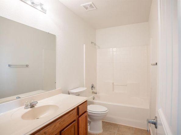 754  Mission Lane , Lancaster Texas 75146