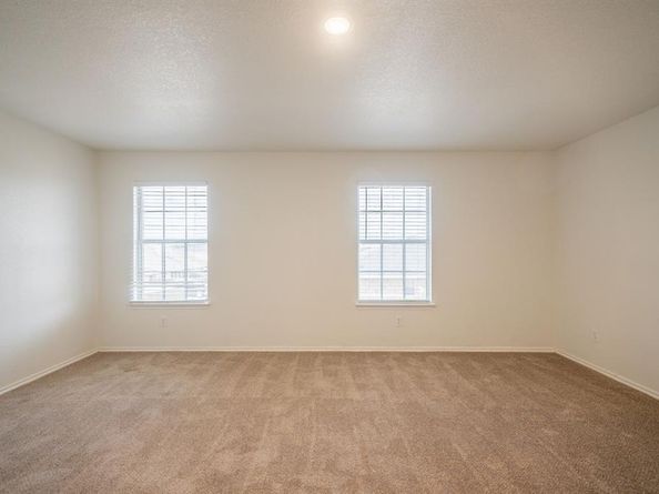 754  Mission Lane , Lancaster Texas 75146