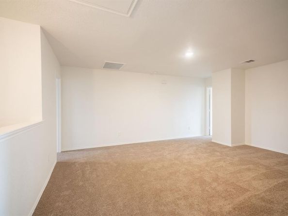 754  Mission Lane , Lancaster Texas 75146