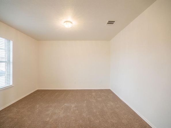 754  Mission Lane , Lancaster Texas 75146
