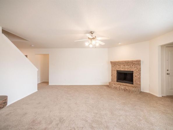 754  Mission Lane , Lancaster Texas 75146