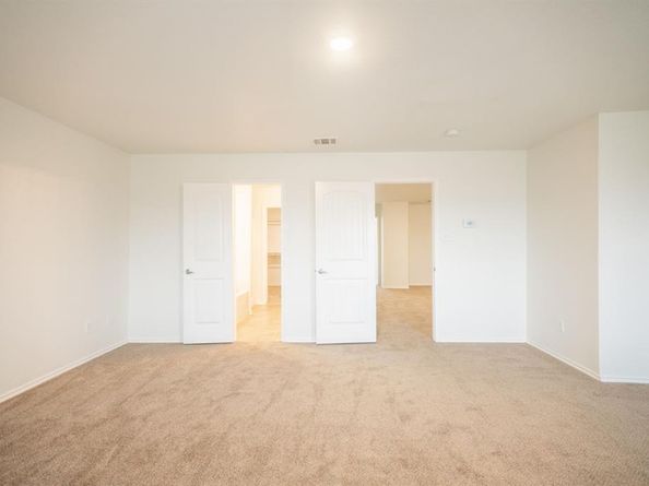 754  Mission Lane , Lancaster Texas 75146