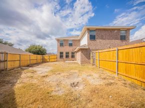 754  Mission Lane , Lancaster Texas 75146