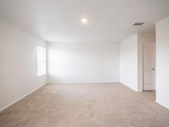 754  Mission Lane , Lancaster Texas 75146