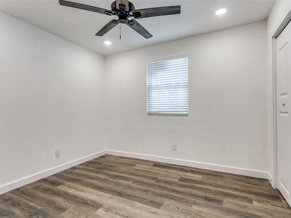 1535  Carnation Drive , Lewisville Texas 75067