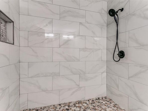 1535  Carnation Drive , Lewisville Texas 75067