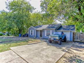 719  Sam Calloway Road , Fort Worth Texas 76114
