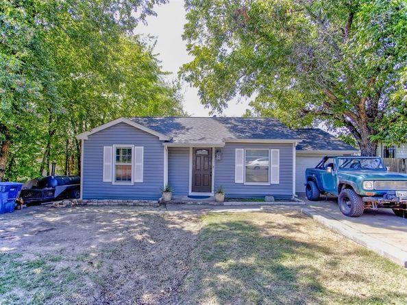 719  Sam Calloway Road , Fort Worth Texas 76114