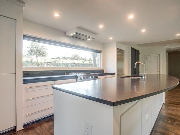 3050  Bellaire Drive W, Fort Worth Texas 76109