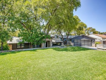 3050  Bellaire Drive W