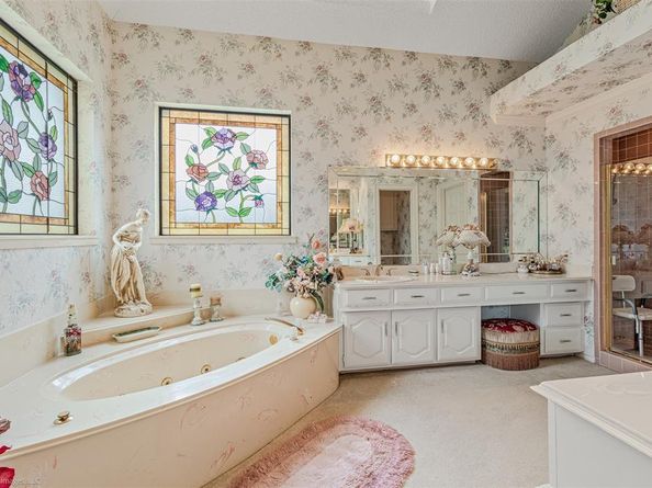 3209  Shannons Place , Garland Texas 75043