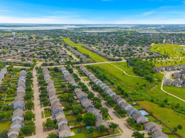 915  Chickesaw Lane , Wylie Texas 75098