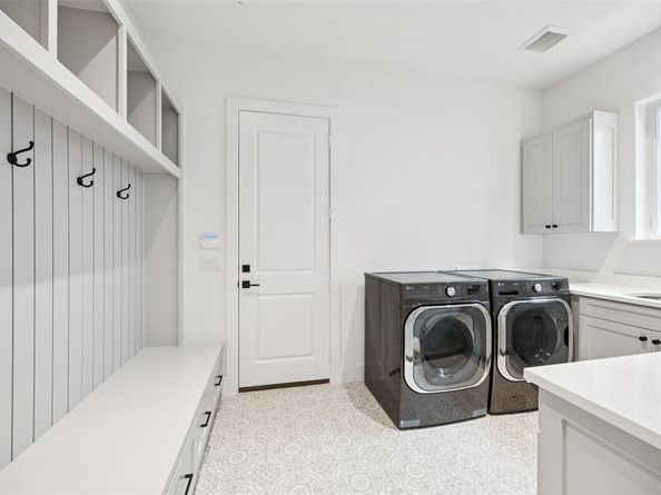 5638  Winton Street , Dallas Texas 75206