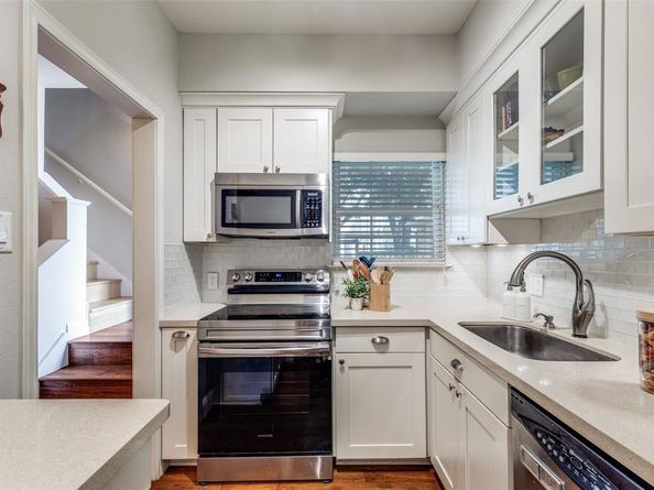 4067  Beltway Drive  121, Addison Texas 75001