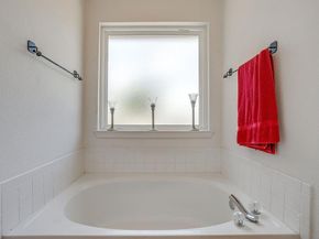 10264 W Rancho Diego Lane , Fort Worth Texas 76036