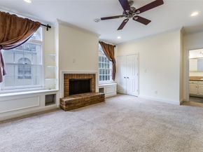 4511  Gilbert Avenue  106, Dallas Texas 75219