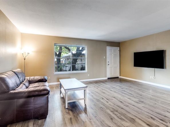 7931  Royal Lane  215, Dallas Texas 75230