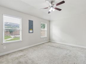 1116 E Hattie Street , Fort Worth Texas 76104