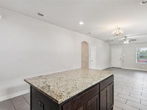 1116 E Hattie Street , Fort Worth Texas 76104