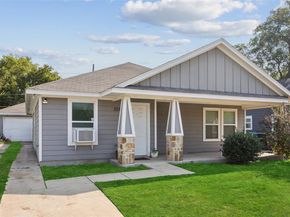 1116 E Hattie Street , Fort Worth Texas 76104