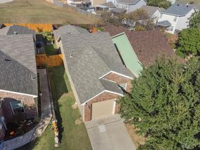 836  Village Point Lane , Fort Worth Texas 76108