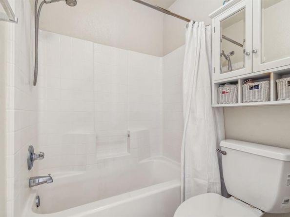 836  Village Point Lane , Fort Worth Texas 76108