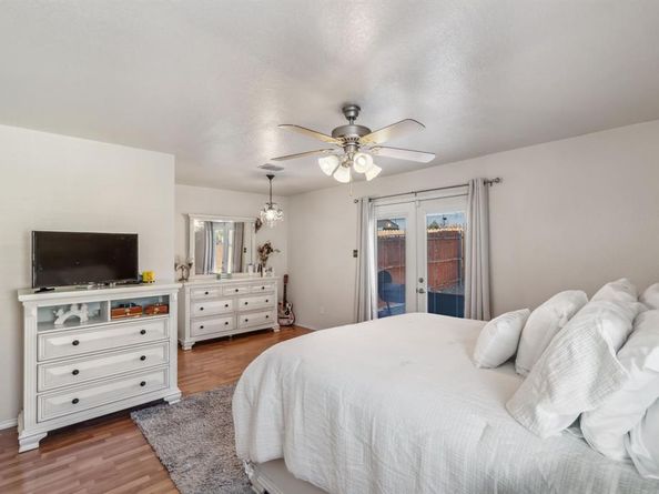836  Village Point Lane , Fort Worth Texas 76108