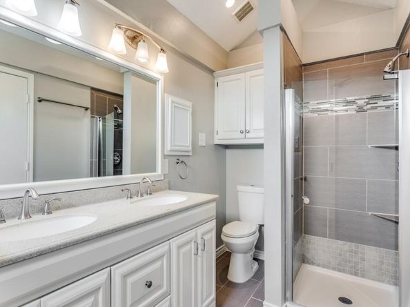 8852  Tyne Trail , Fort Worth Texas 76118