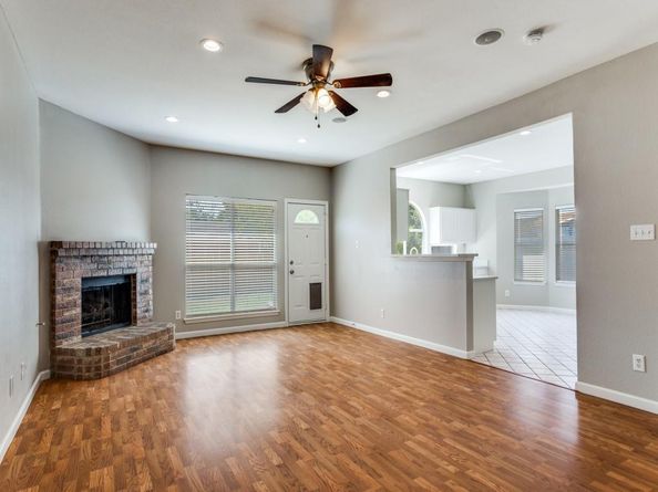 8852  Tyne Trail , Fort Worth Texas 76118