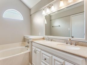 8852  Tyne Trail , Fort Worth Texas 76118