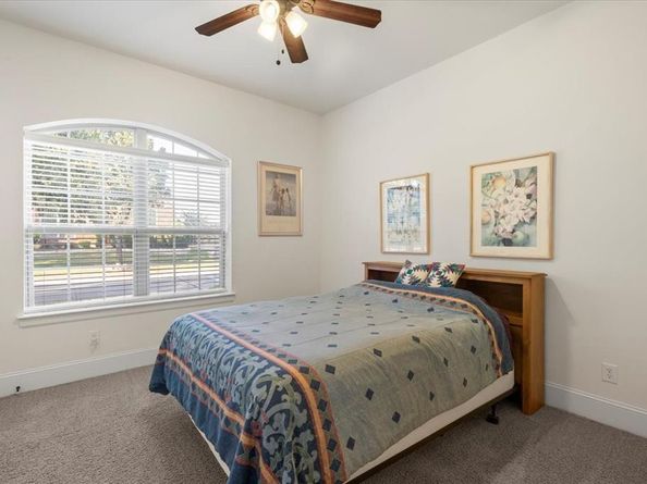 2020  London Lane , Lewisville Texas 75056