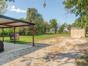 205  Oregon Avenue , Azle Texas 76020