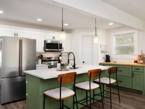 205  Oregon Avenue , Azle Texas 76020